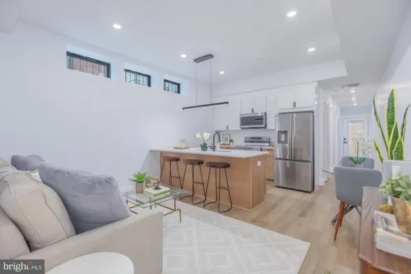 $1,750 | 1012 17th Place Northeast, Unit 1, Washington, DC 20002