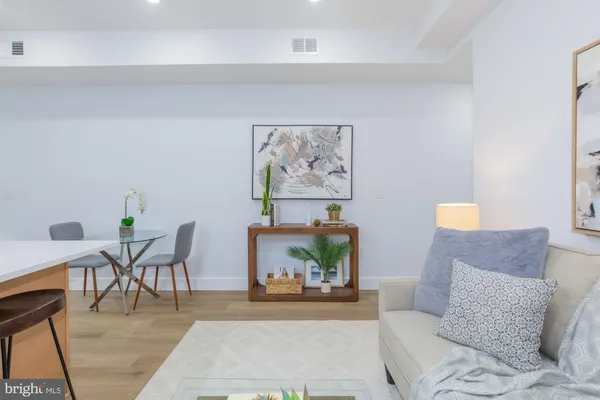 $1,750 | 1012 17th Place Northeast, Unit 1, Washington, DC 20002