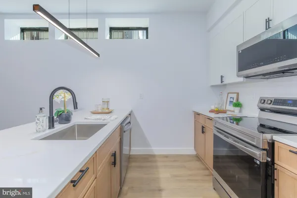 $1,750 | 1012 17th Place Northeast, Unit 1, Washington, DC 20002