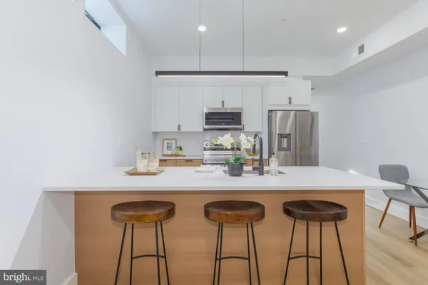 $1,750 | 1012 17th Place Northeast, Unit 1, Washington, DC 20002