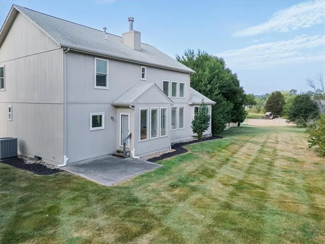 $425,000 | 22910 West 51st Street, Shawnee, KS 66226