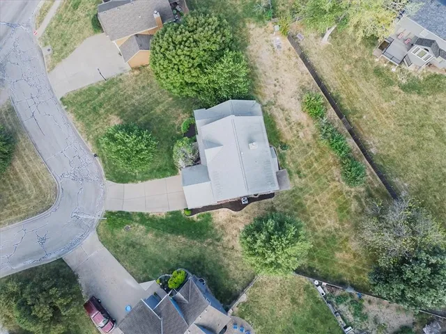 $425,000 | 22910 West 51st Street, Shawnee, KS 66226