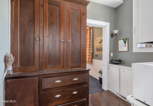 $1,200,000 | 182 Ballston Avenue, Saratoga Springs, NY 12866