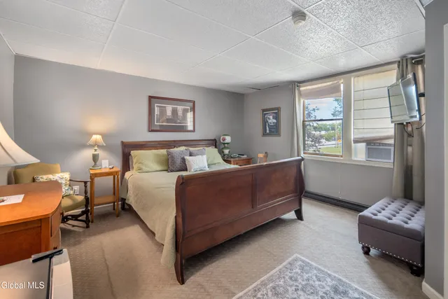 $1,200,000 | 182 Ballston Avenue, Saratoga Springs, NY 12866