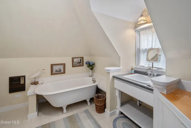 $1,200,000 | 182 Ballston Avenue, Saratoga Springs, NY 12866