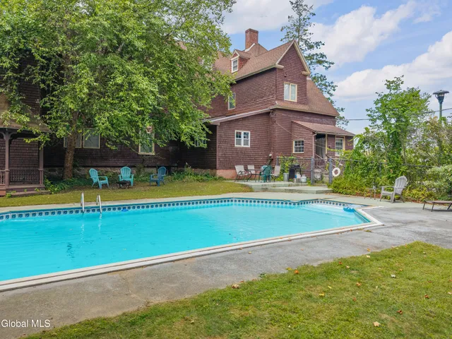 $1,200,000 | 182 Ballston Avenue, Saratoga Springs, NY 12866