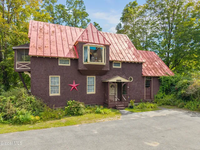 $1,200,000 | 182 Ballston Avenue, Saratoga Springs, NY 12866