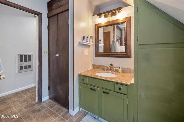 $1,200,000 | 182 Ballston Avenue, Saratoga Springs, NY 12866