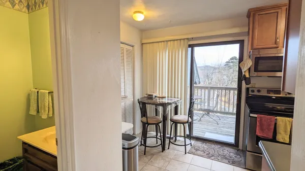 $244,500 | 3420 Morning Dove Road, Roanoke, VA 24018