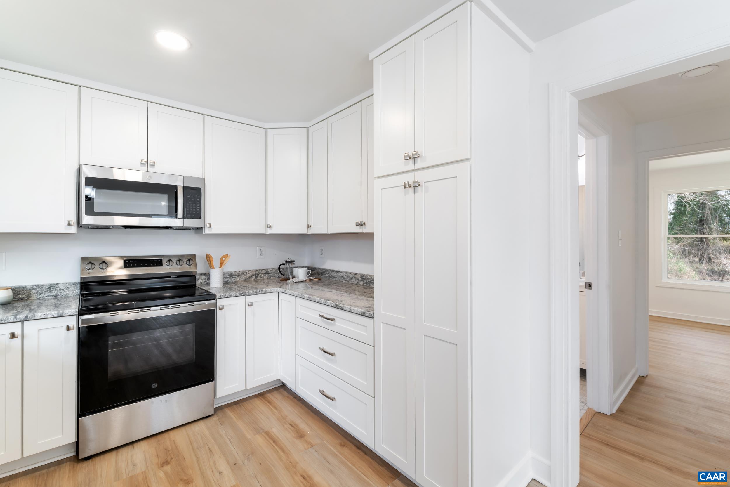 102 North Baker Street Charlottesville, VA 22903 - Photo 12 of 35