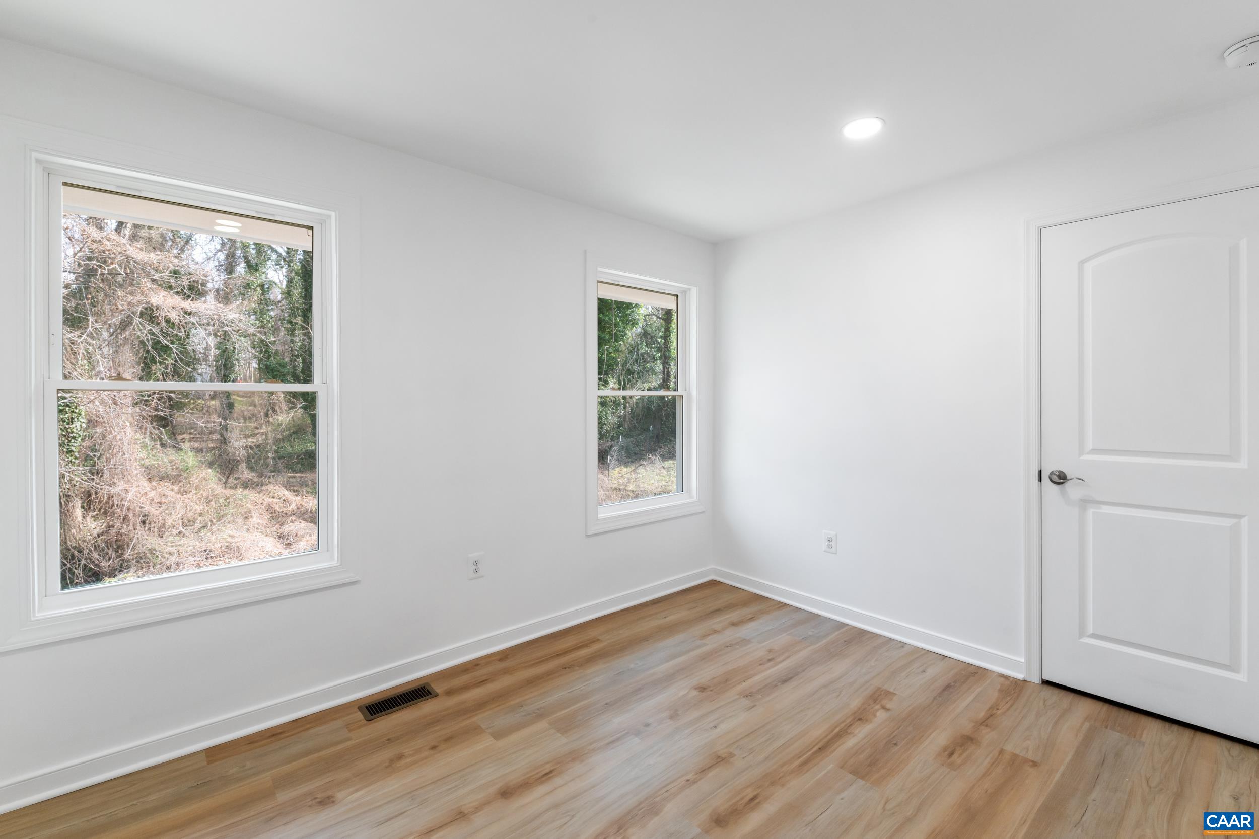 102 North Baker Street Charlottesville, VA 22903 - Photo 18 of 35