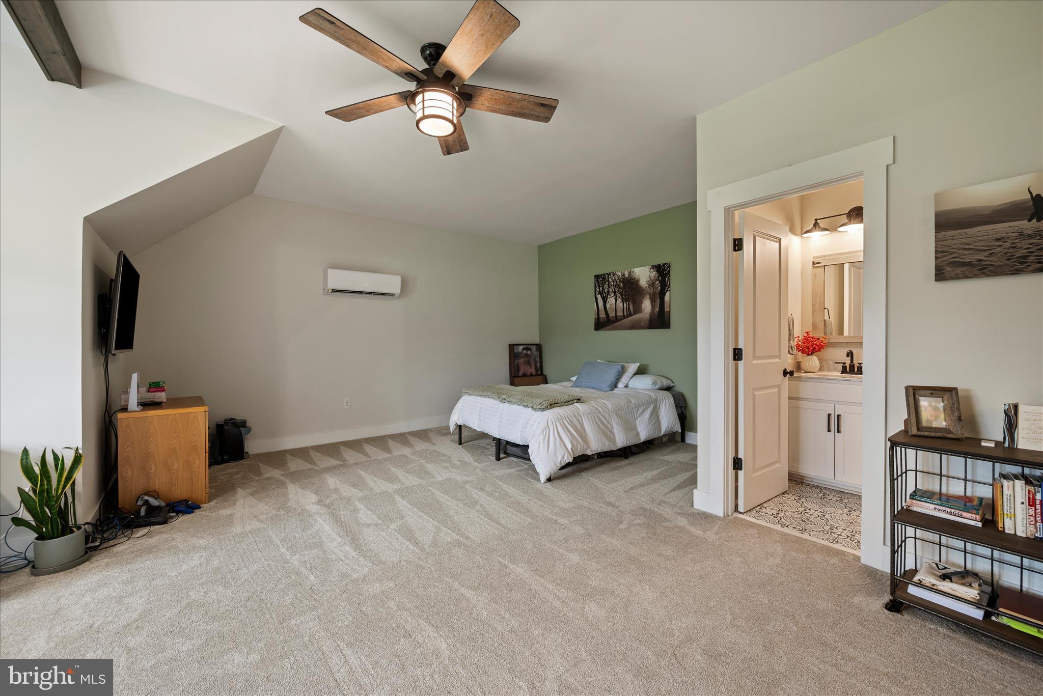 886 Middle Fork Road Cross Junction, VA 22625 - Photo 35 of 80 Bedroom