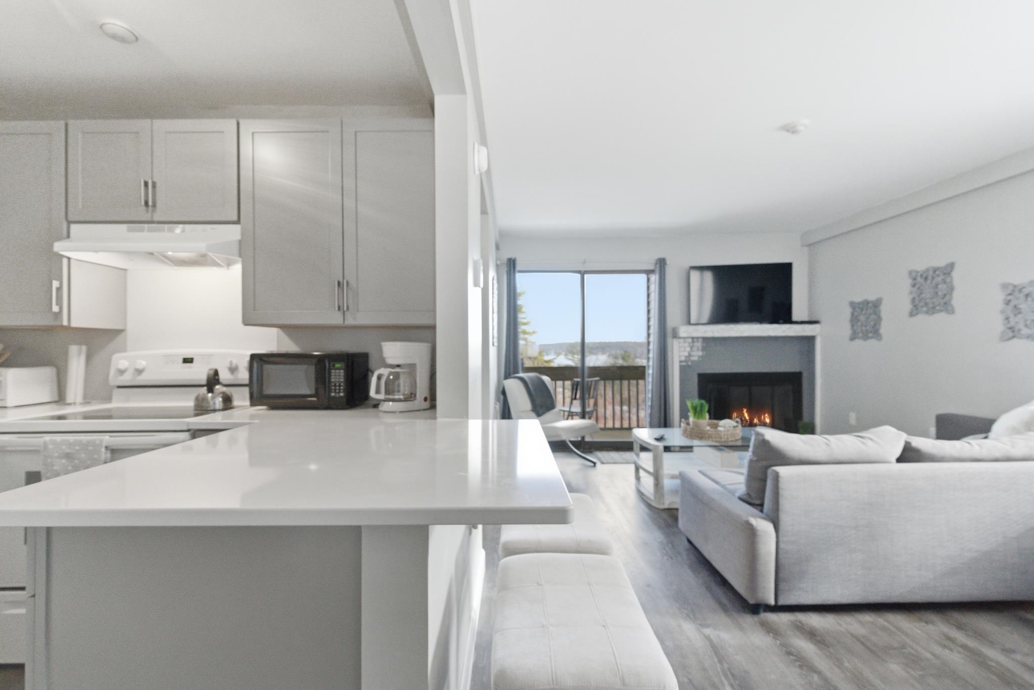 75 Treetop Circle, Unit 26 Laconia, NH 03246 - Photo 17 of 39