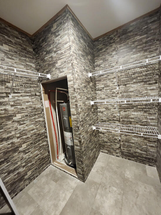 29 Maple Lane Kenduskeag, ME 04450 - Photo 5 of 18 Kitchen pantry 3