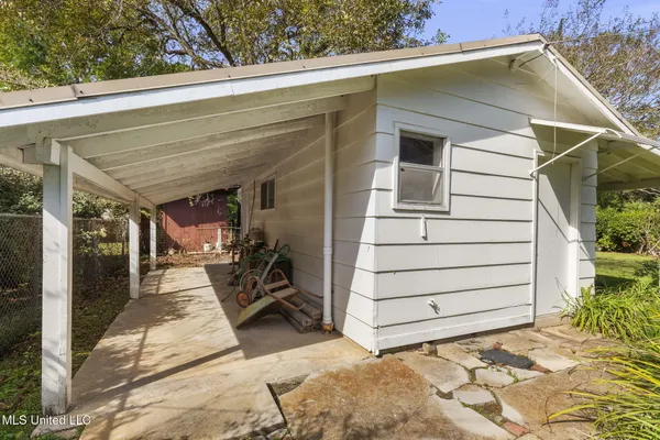 $275,000 | 3267 South Liberty Street, Canton, MS 39046
