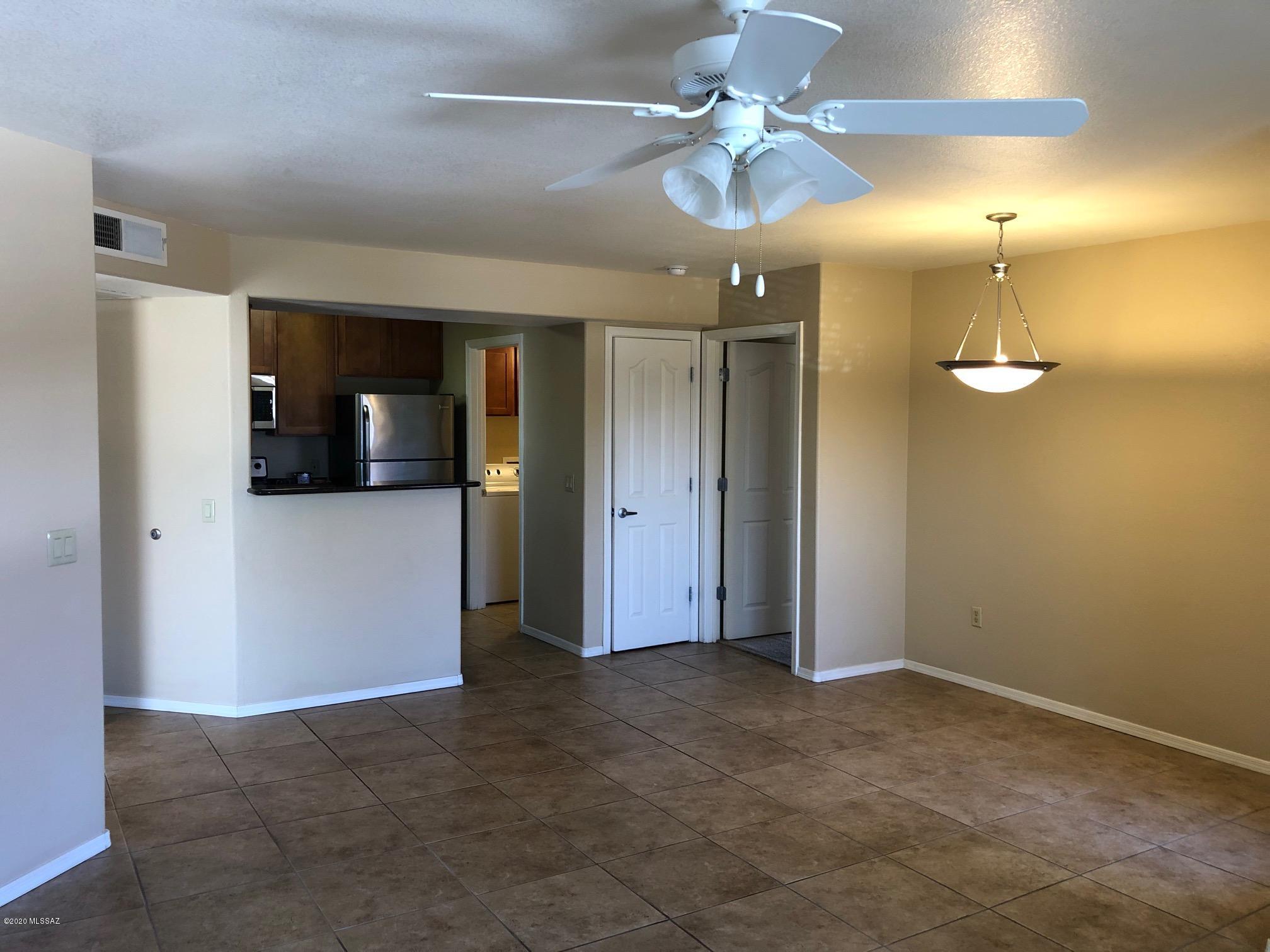5751 North Kolb Road, Unit 20202 Tucson, AZ 85750 - Photo 2 of 18