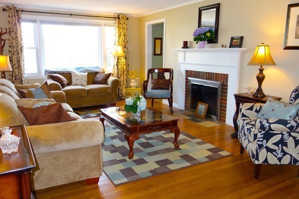 57 Evergreen Road Natick, MA 01760 - Photo 3 of 22