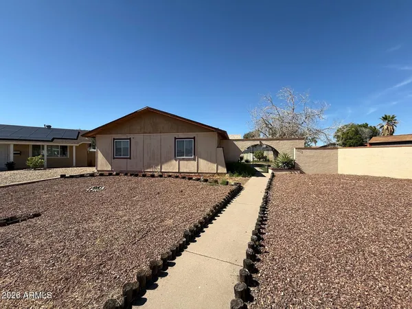 $370,000 | 14836 North 32nd Lane, Phoenix, AZ 85053
