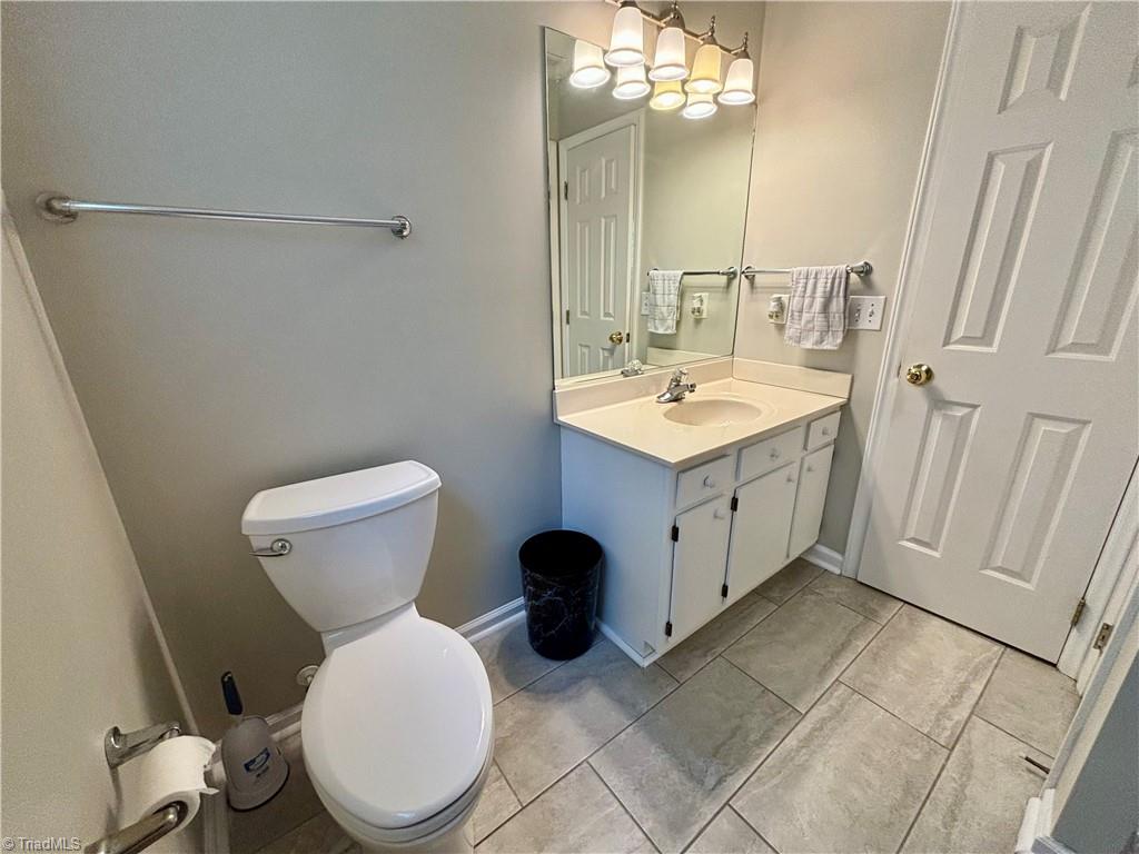 2711 Westgate Drive High Point, NC 27265 - Photo 14 of 23