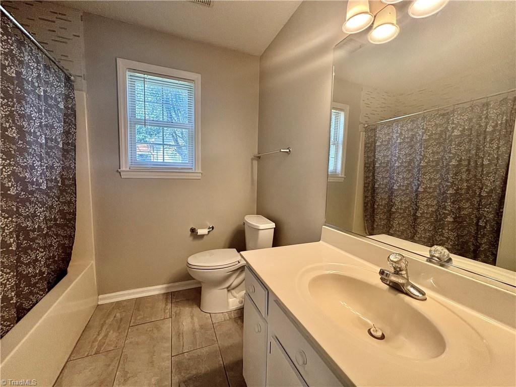 2711 Westgate Drive High Point, NC 27265 - Photo 15 of 23