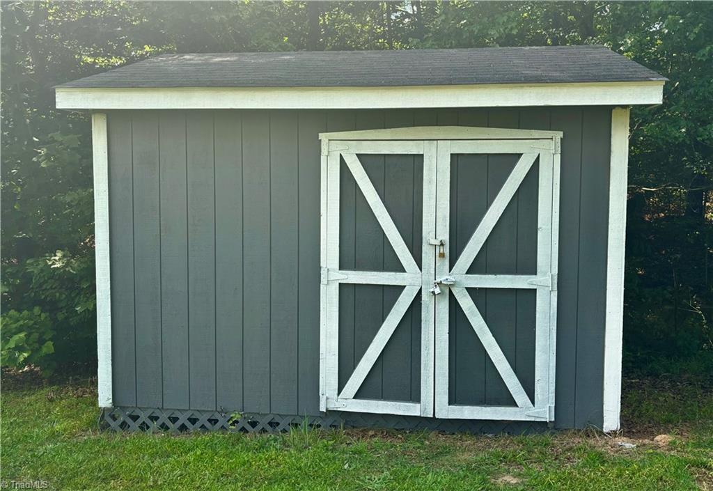 2711 Westgate Drive High Point, NC 27265 - Photo 23 of 23