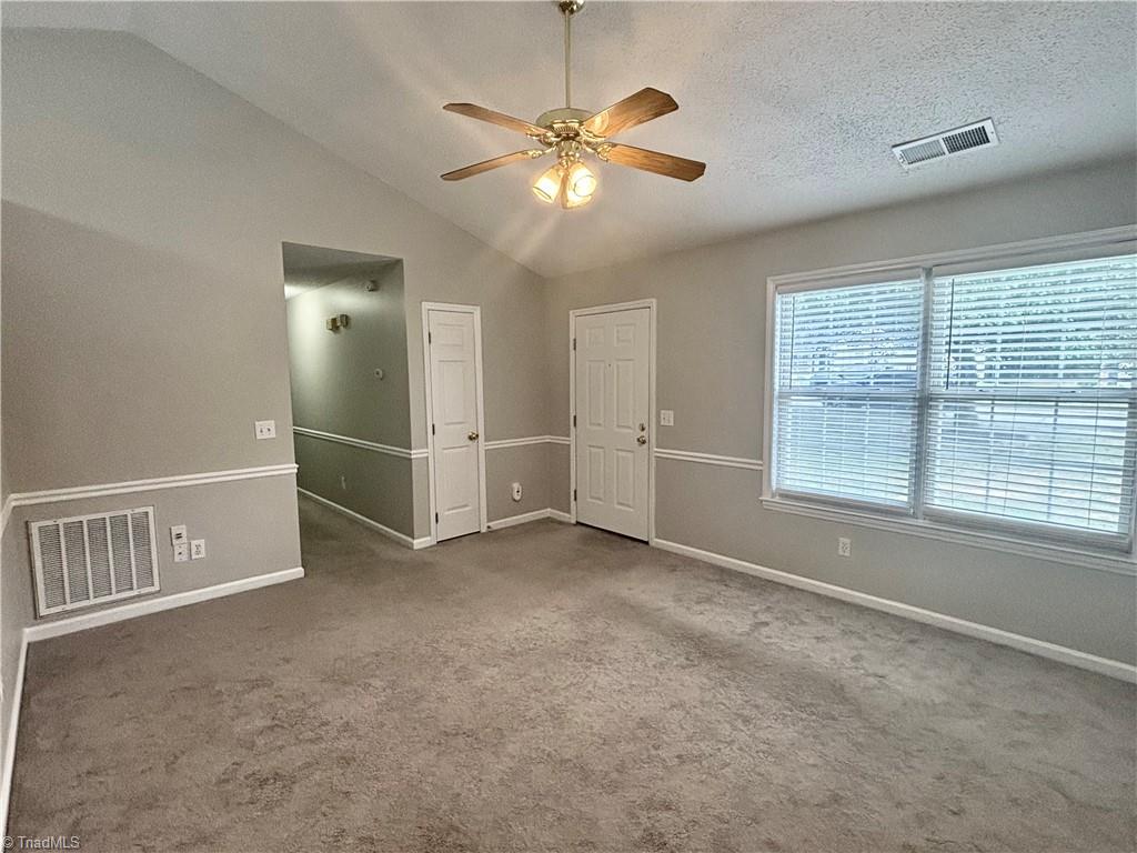 2711 Westgate Drive High Point, NC 27265 - Photo 5 of 23