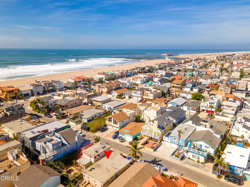 132 Ojai Avenue Oxnard, CA 93035 - Photo 21 of 25 an aerial view of a city