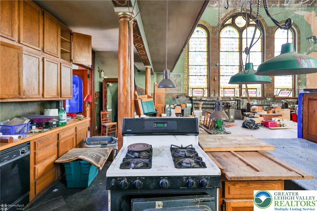 1521 East 6th Street Bethlehem, PA 18015 - Photo 28 of 54