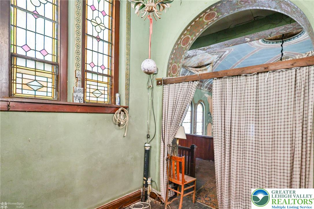 1521 East 6th Street Bethlehem, PA 18015 - Photo 45 of 54