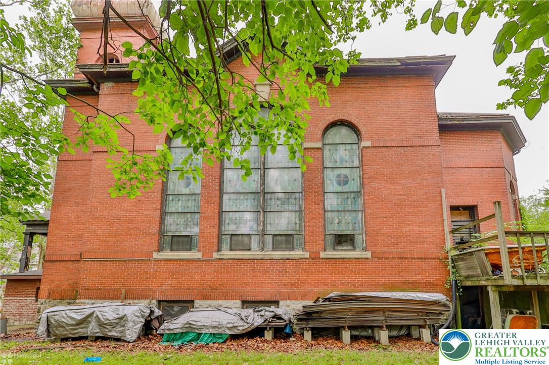 1521 East 6th Street Bethlehem, PA 18015 - Photo 47 of 54