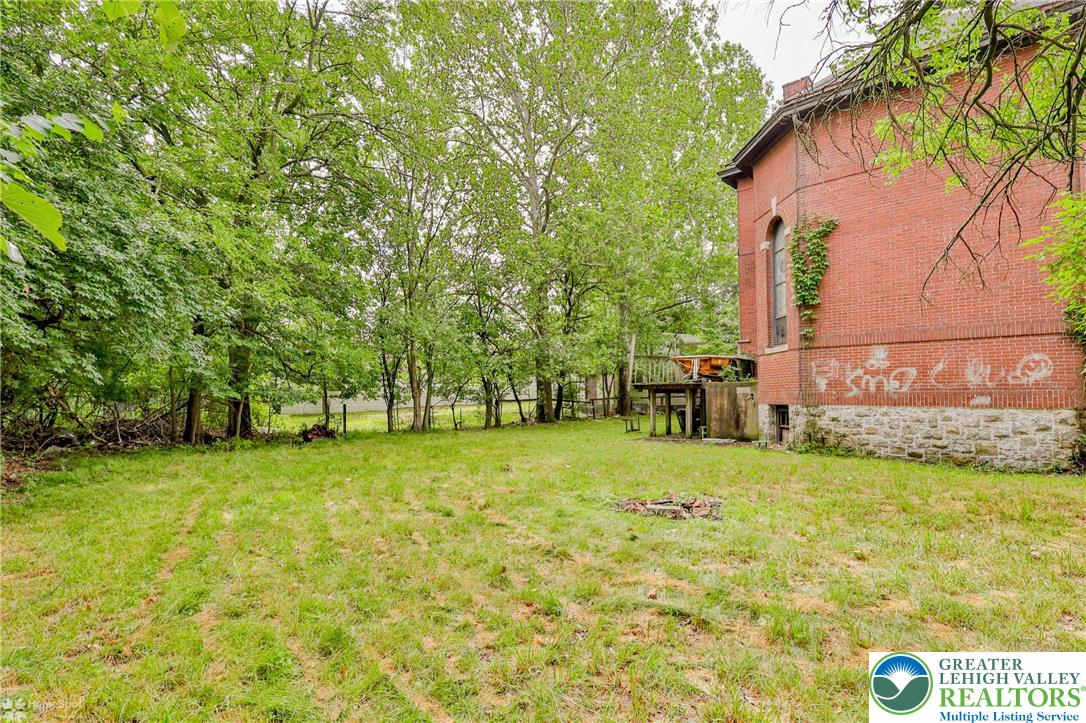 1521 East 6th Street Bethlehem, PA 18015 - Photo 50 of 54