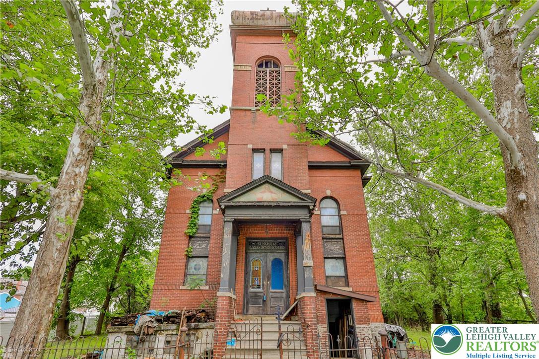 1521 East 6th Street Bethlehem, PA 18015 - Photo 5 of 54