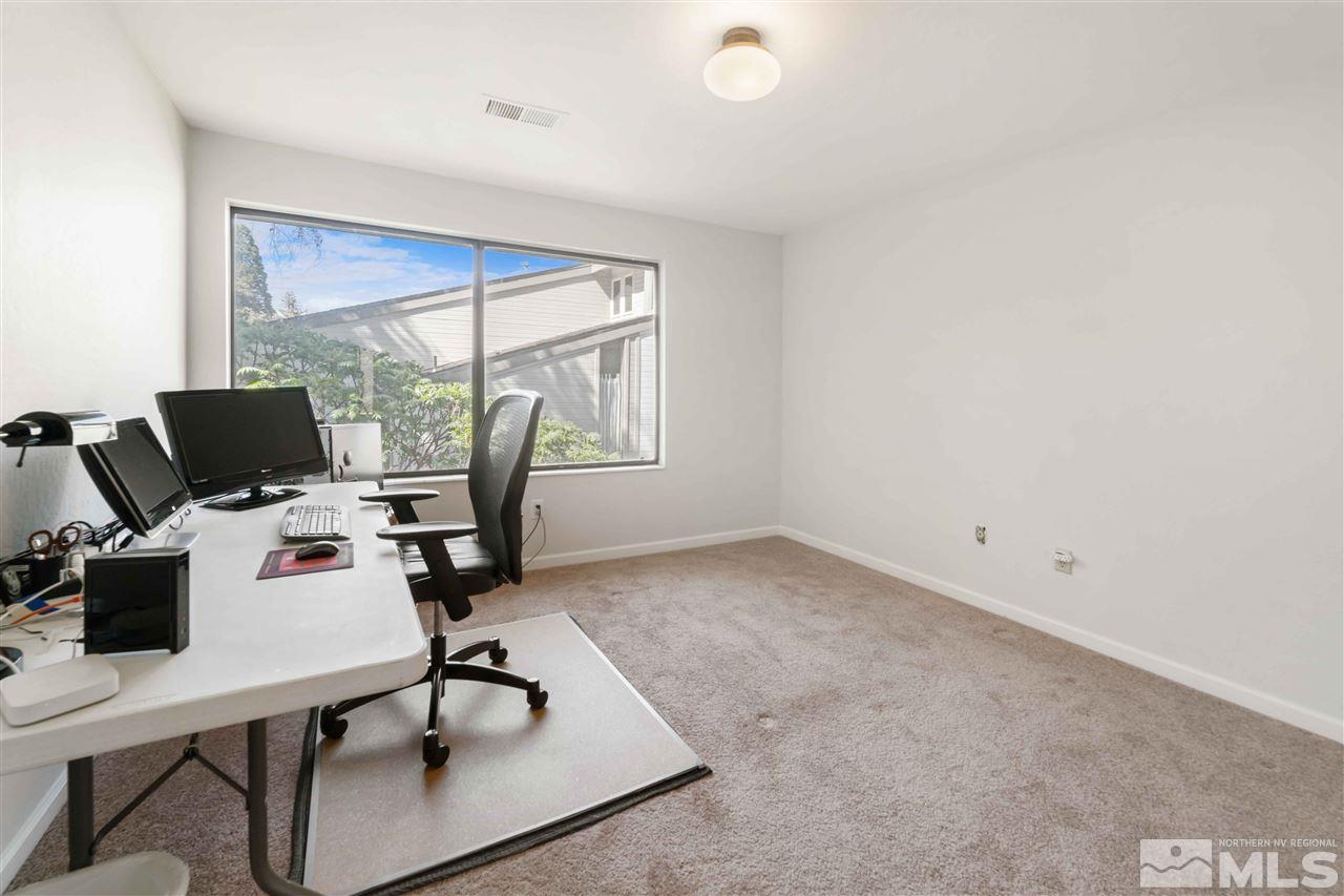 305 Lorraine Court Reno, NV 89509 - Photo 25 of 33 Photo 25