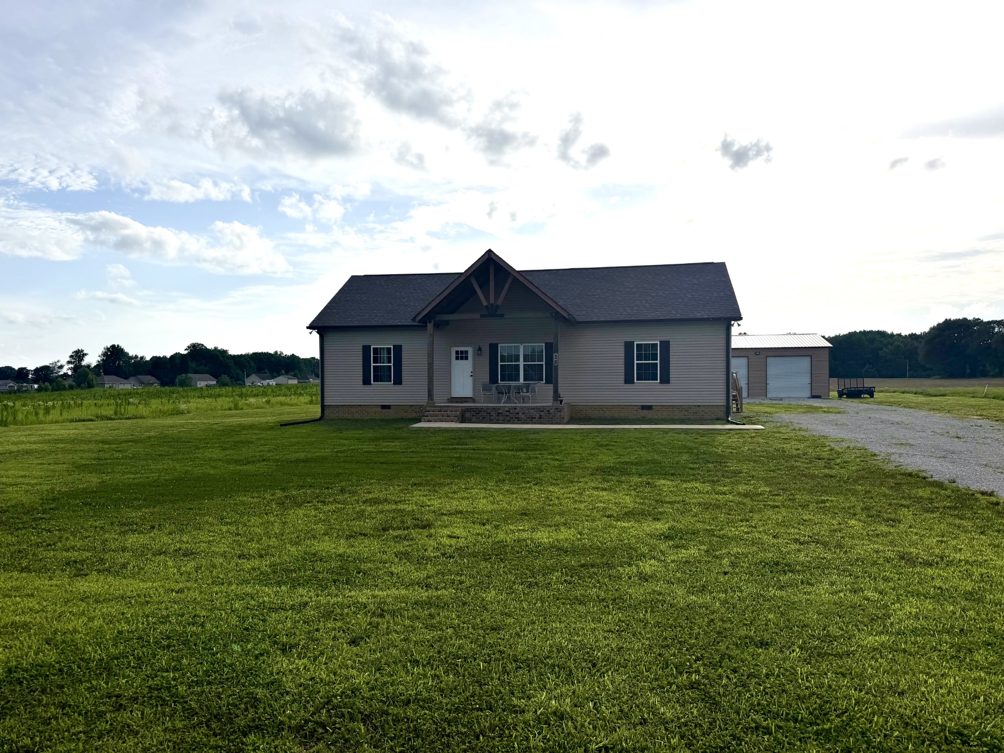 25 Aldridge Road Leoma, TN 38468 - Photo 2 of 38