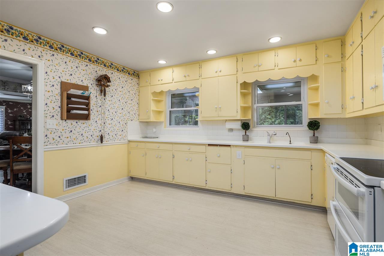 406 Devon Drive Birmingham, AL 35209 - Photo 16 of 35