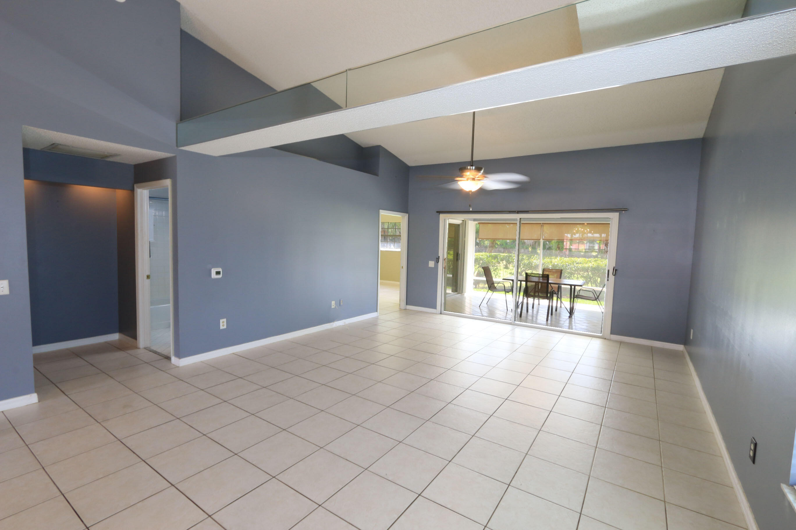 4074 Gator Trace Road Fort Pierce, FL 34982 - Photo 10 of 30 Living Room