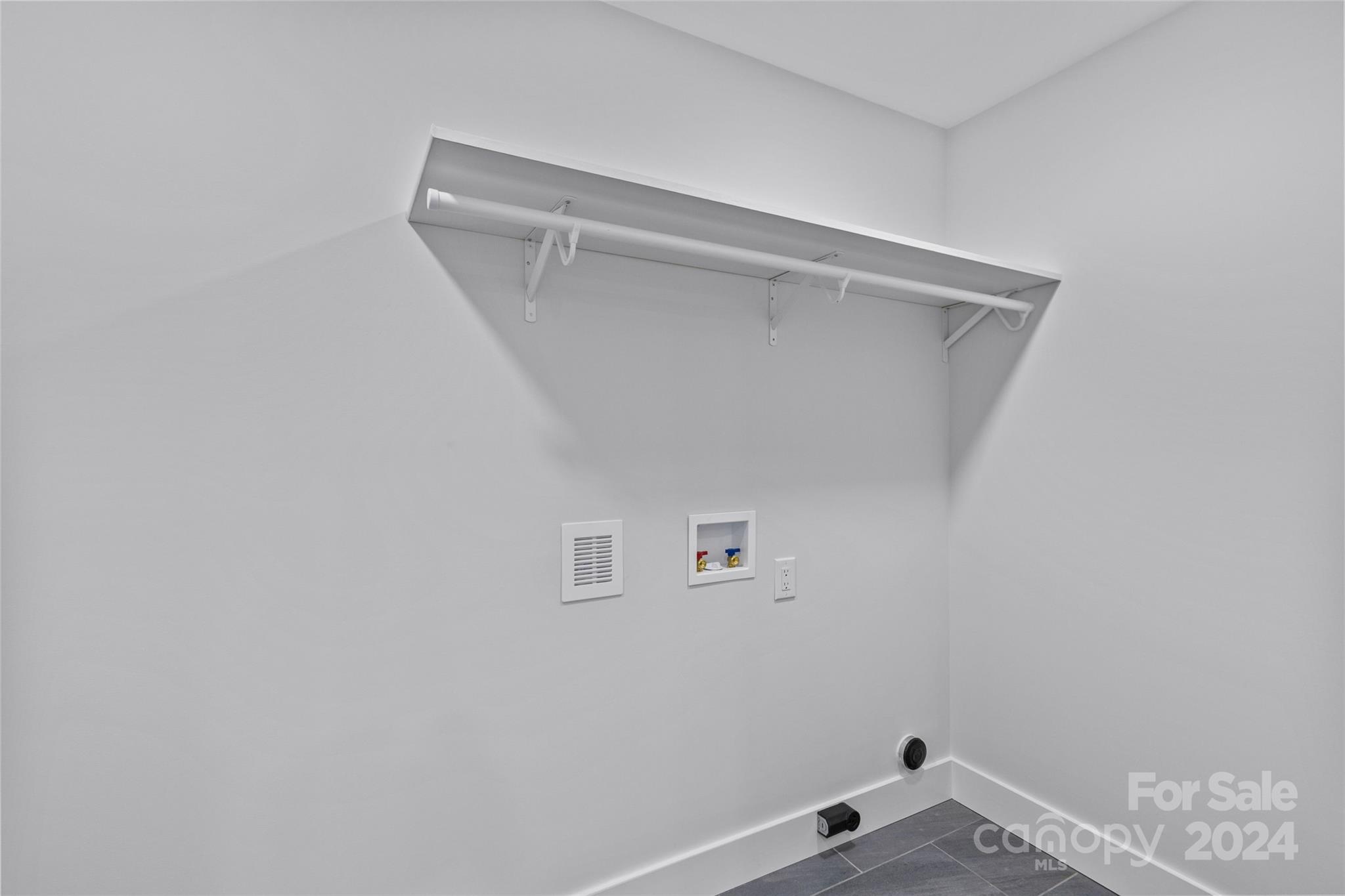 5745 Ruth Drive Charlotte, NC 28215 - Photo 20 of 42 a view of small space