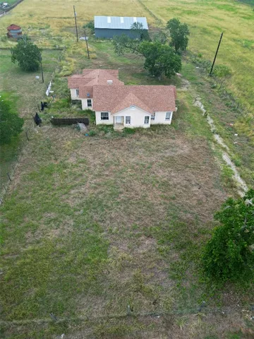 $445,000 | 8420 West W Highway, Cost, TX 78614