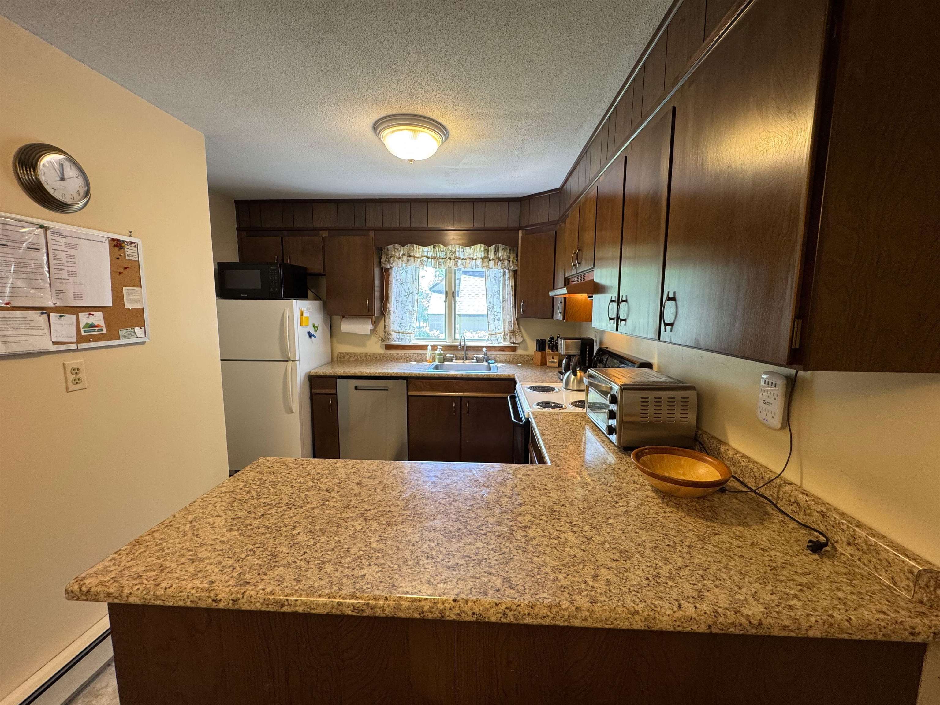 394 Haystack Road, Unit 2 Wilmington, VT 05363 - Photo 13 of 34