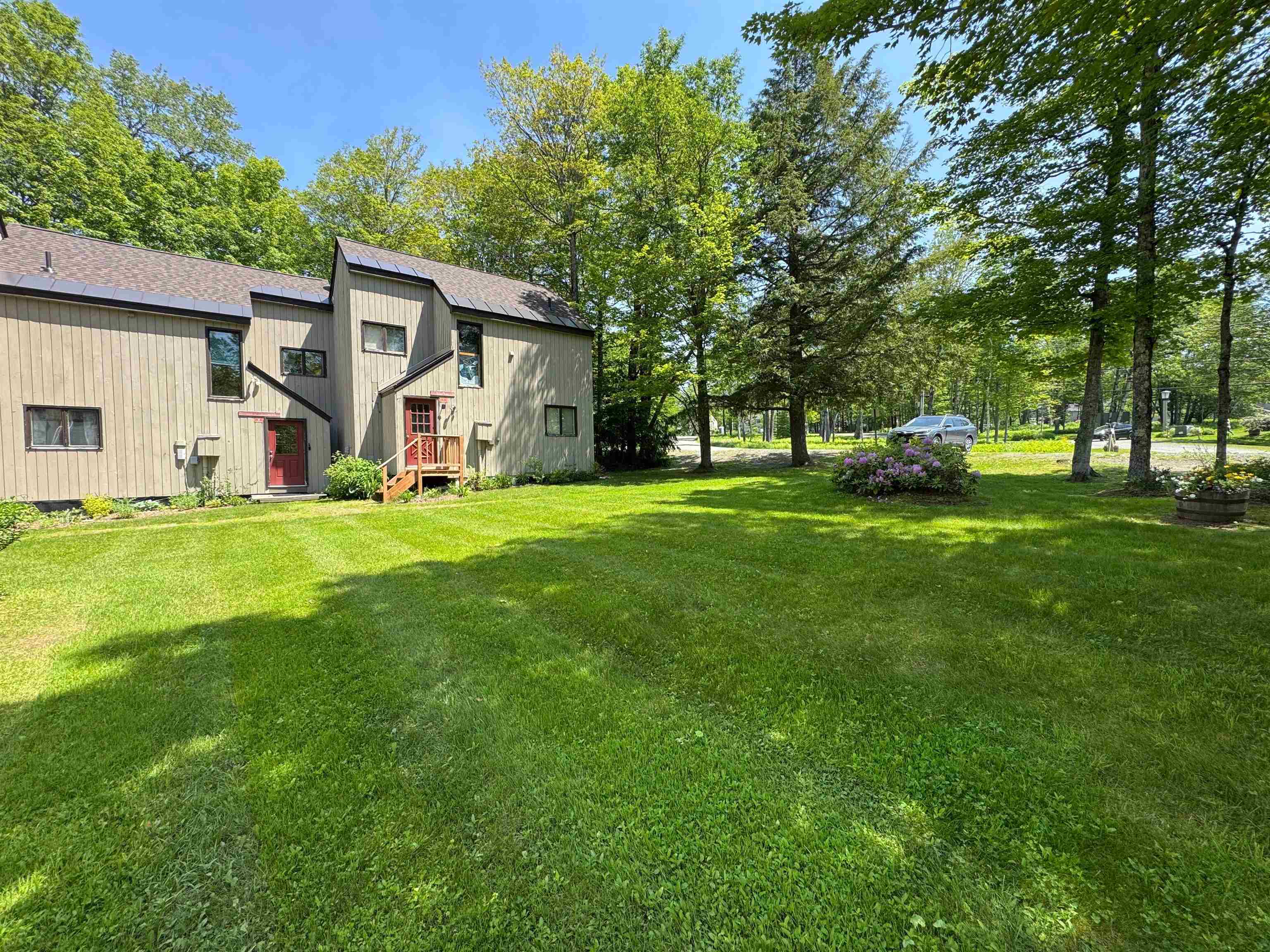 394 Haystack Road, Unit 2 Wilmington, VT 05363 - Photo 2 of 34