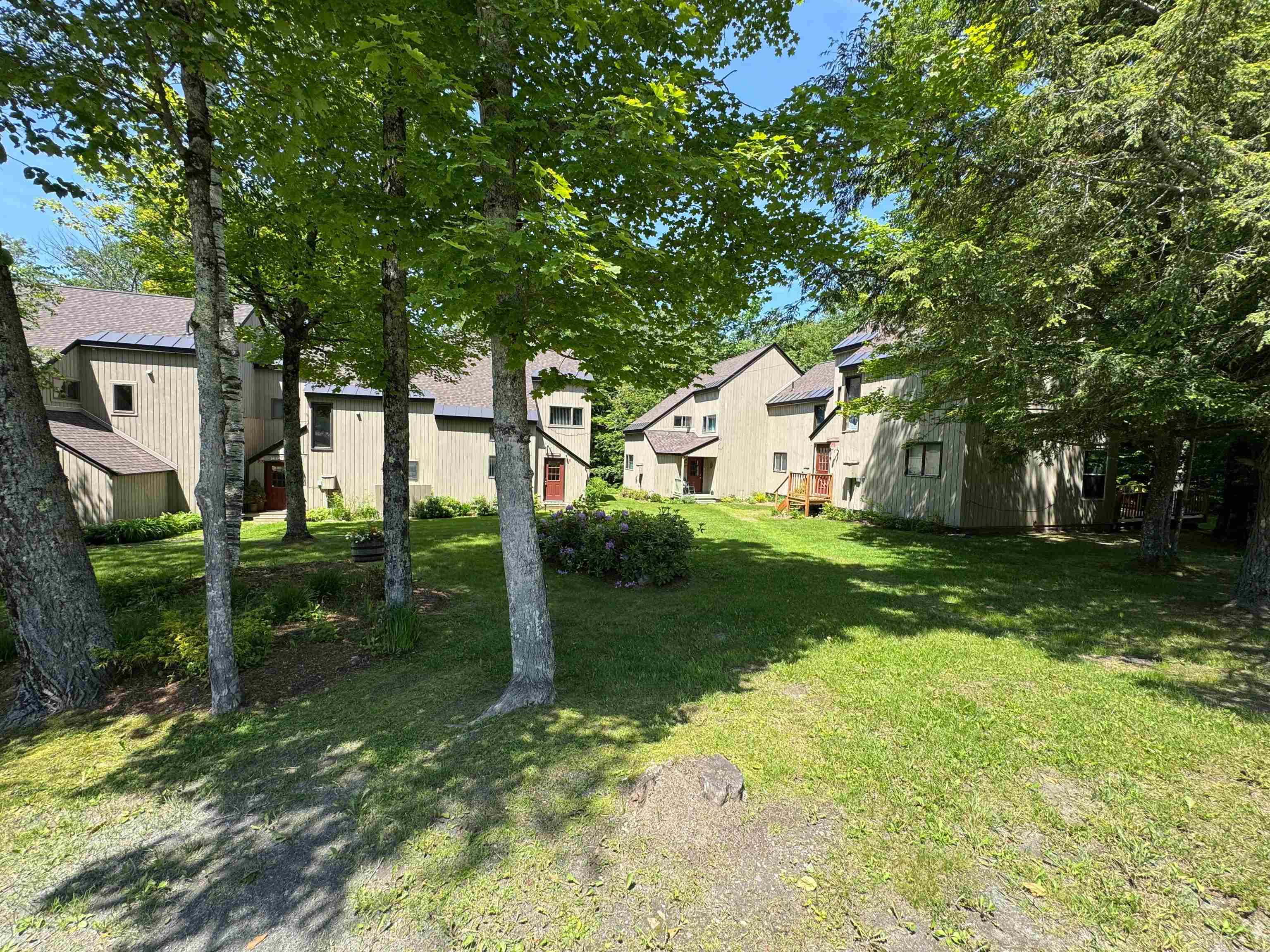 394 Haystack Road, Unit 2 Wilmington, VT 05363 - Photo 3 of 34