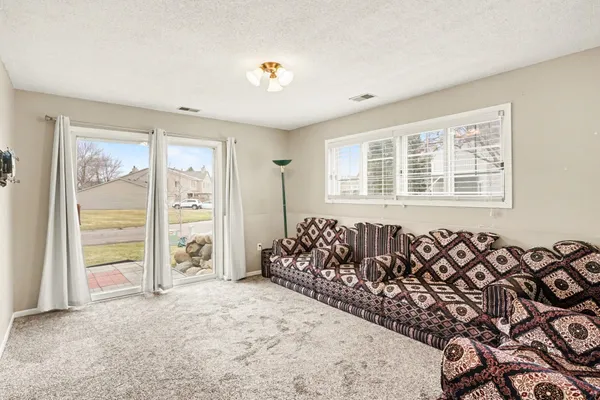 $294,000 | 15865 Griffon Path, Apple Valley, MN 55124