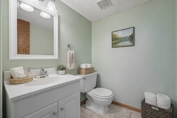 $294,000 | 15865 Griffon Path, Apple Valley, MN 55124