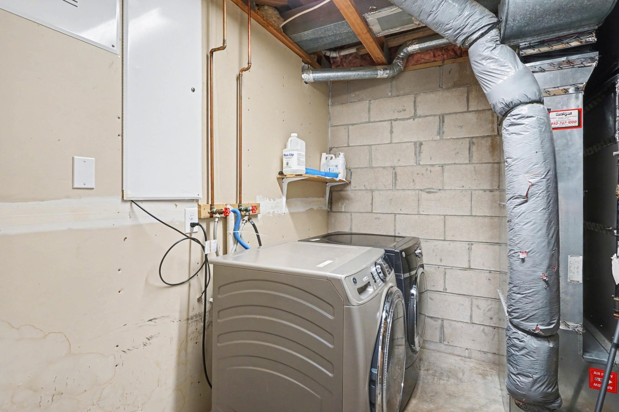 15865 Griffon Path Apple Valley, MN 55124 - Photo 14 of 17