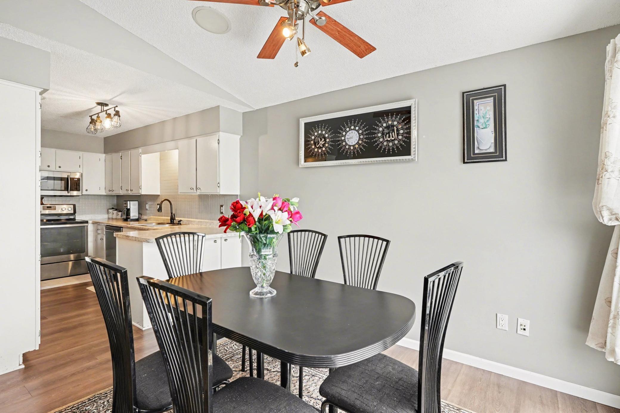 15865 Griffon Path Apple Valley, MN 55124 - Photo 4 of 17