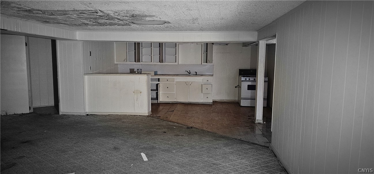 606 East Linden Street Rome, NY 13440 - Photo 18 of 29 Basement Kitchen