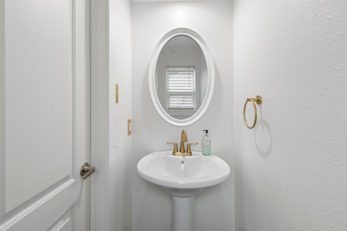 9222 New Forest Road Spring, TX 77379 - Photo 13 of 27