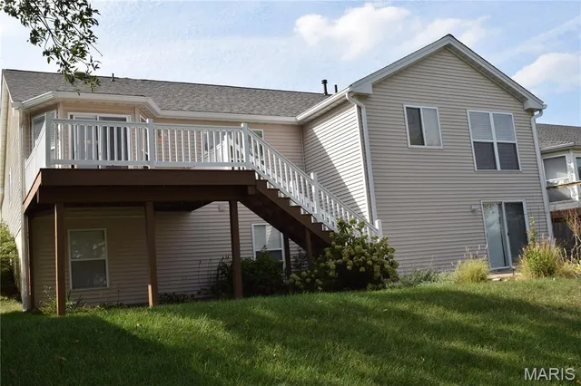 $3,500 | 354 Birchwood Crossing Lane, Maryland Heights, MO 63043
