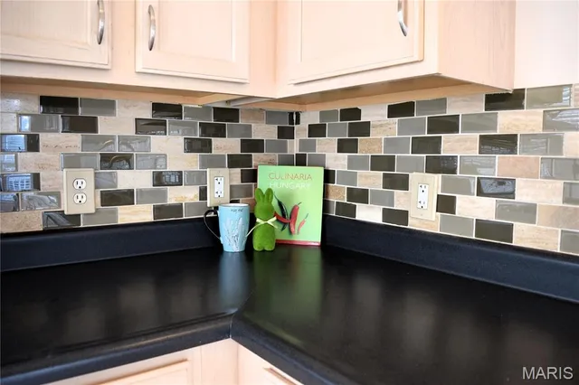 $3,500 | 354 Birchwood Crossing Lane, Maryland Heights, MO 63043