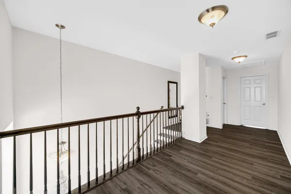 $3,100 | 57 Margaret Drive, Schaumburg, IL 60194